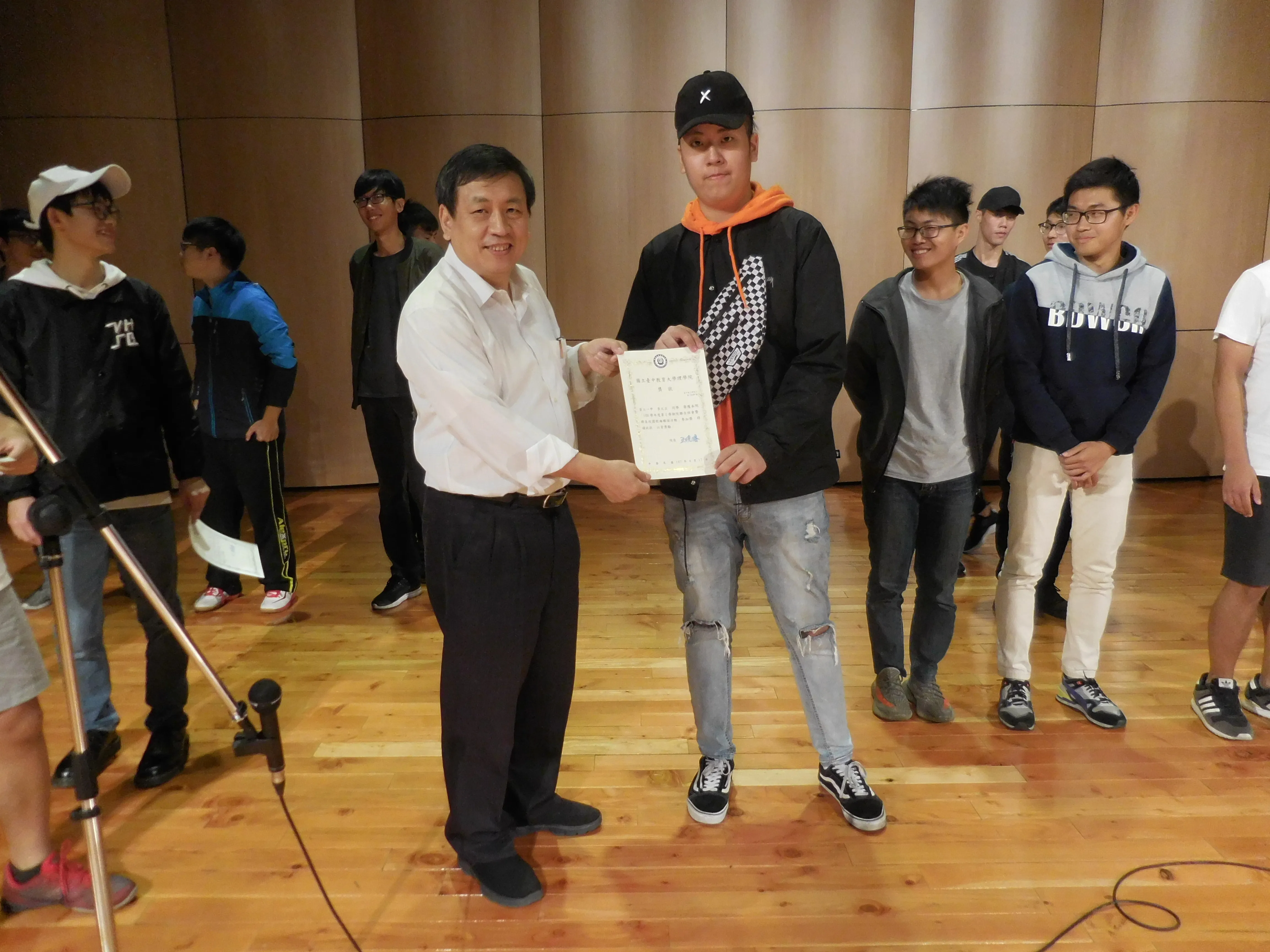 1070417_院聯合班會暨跨系校園歌曲聯誼活動照片 第9張
