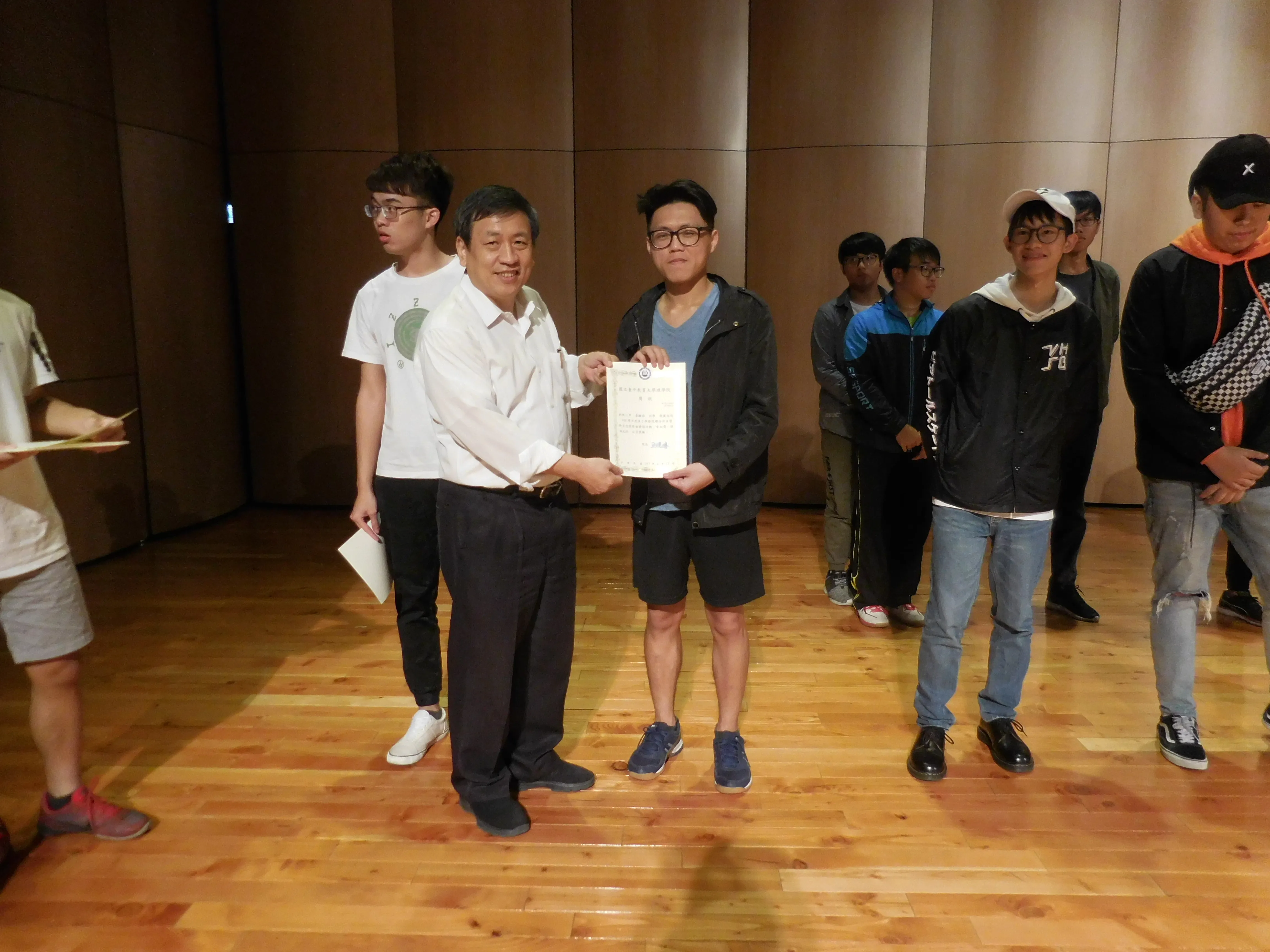 1070417_院聯合班會暨跨系校園歌曲聯誼活動照片 第5張