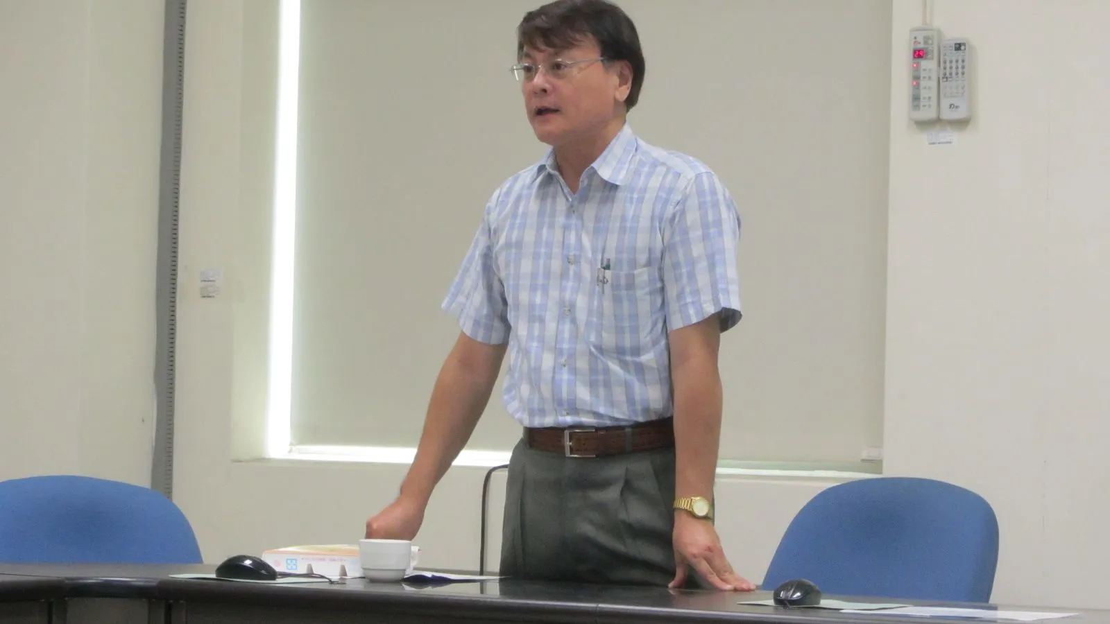 1060626_103學年度理學院推動「2015科技教育月」檢討會議 第8張